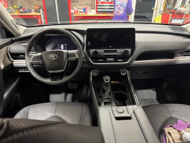 Toyota Highlander dashboard and JBL system after interior detail